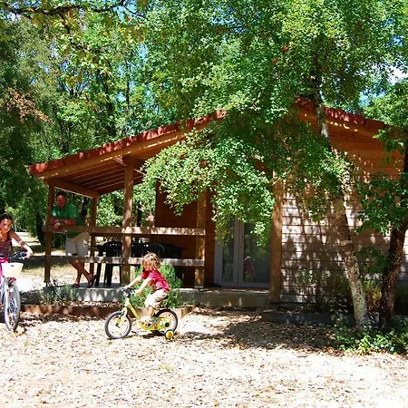 פארק נופש Lagrange Grand Bleu - Les Segalieres 3*