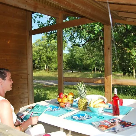 פארק נופש Lagrange Grand Bleu - Les Segalieres