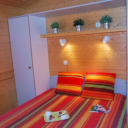 Lagrange Les Segalieres Ferienpark