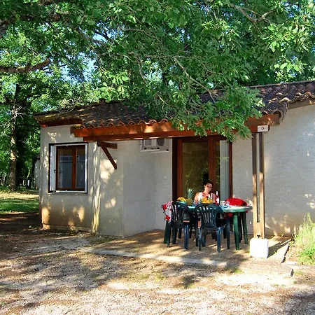 Lagrange Grand Bleu - Les Ségalières 3* Gramat