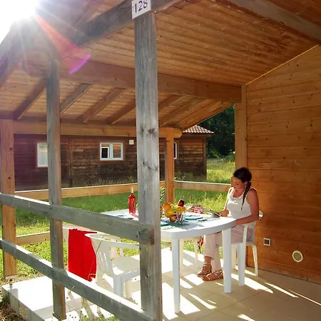 Lagrange Les Segalieres Ferienpark 3*