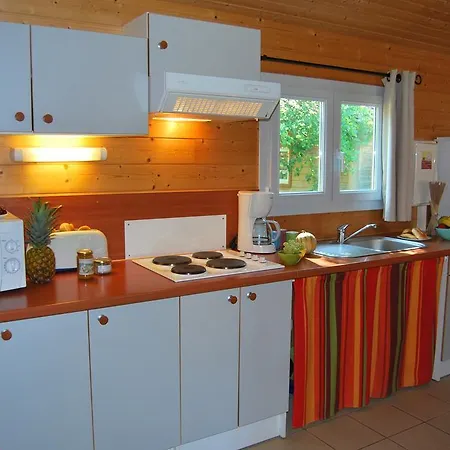 Ferienpark Lagrange Les Segalieres 3*