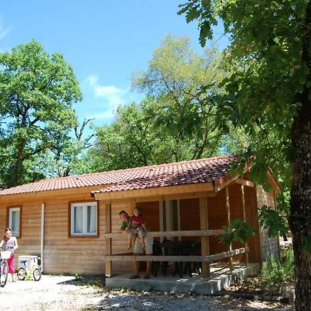 Village de vacances Lagrange Grand Bleu - Les Ségalières 3*