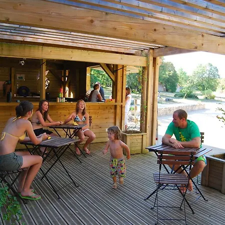 Lagrange Grand Bleu - Les Segalieres 3* Gramat