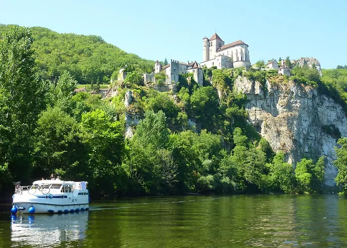 Village de vacances Lagrange Grand Bleu - Les Ségalières 3*