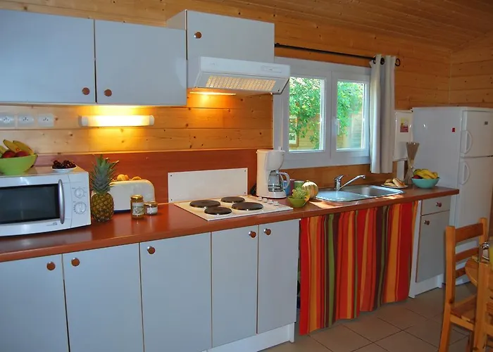 Village de vacances Lagrange Grand Bleu - Les Ségalières 3*